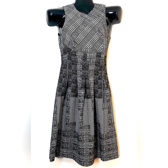 H&M Dresses & Skirts - H&M Monochrome Checkered Midi Dress NWOT